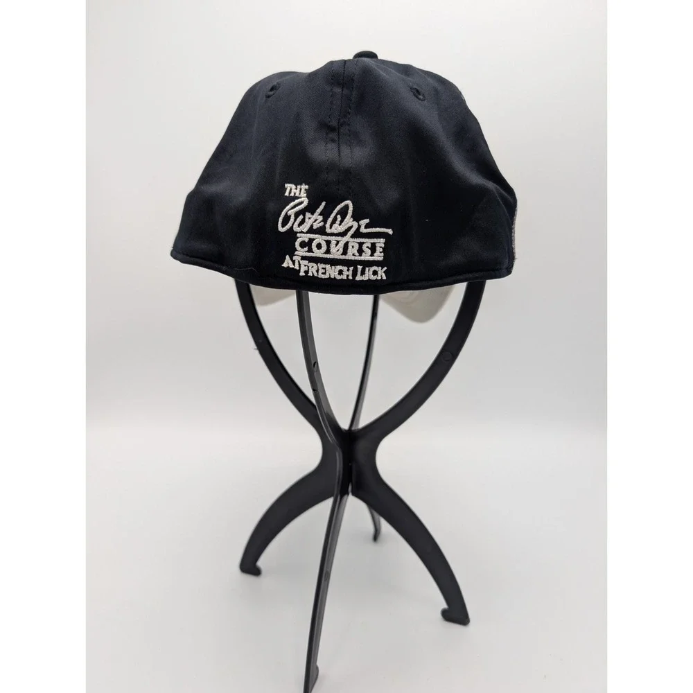 Under Armour Golf Hat Unisex BLACK M/L Embroidered‎ Logo Pete Dye